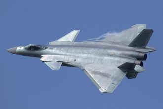 Čínský letoun Chengdu J-20