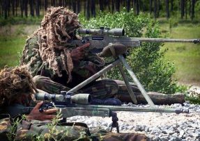 Odstřelovači s Accuracy International L115A1