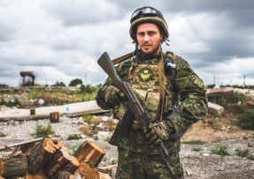 Válka na Ukrajině, jiná taktika armád