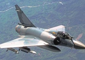 Francouzský Mirage 2000