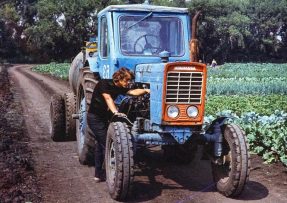 Ukrajinský odminovávací traktor