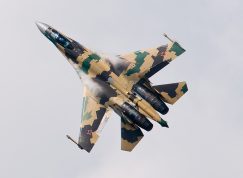 Su-35 v letu