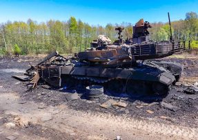 Zničený ruský T-90M