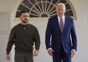 Vododymir Zelenskyj a Joe Biden