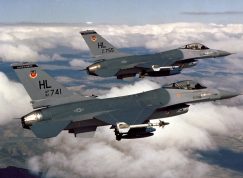 Americký letoun F-16