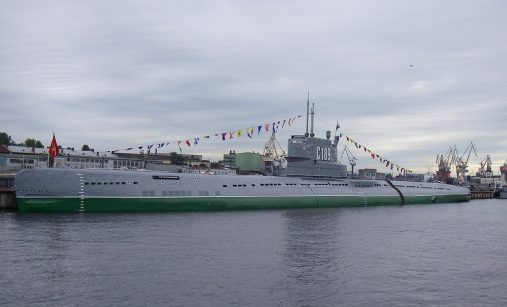 Ponorka třídy Whisky v Petrohradě