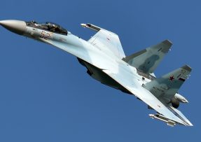 Bojový letoun Su-35S