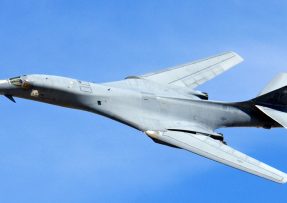 Bombardér B-1 Lancer