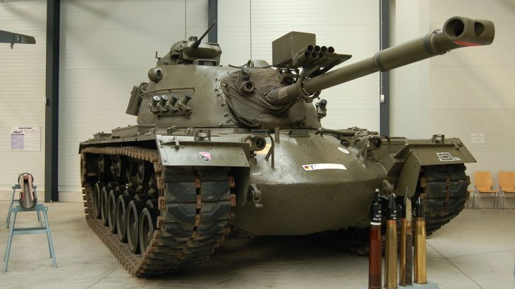 Tank M-48 Patton se střelivem