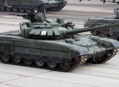 Ruský tank T-72B3M na přehlídce