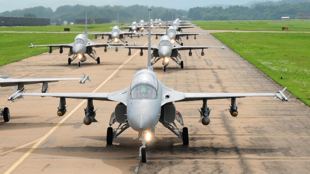 Jihokorejské lehké bitevní letouny KAI TA-50