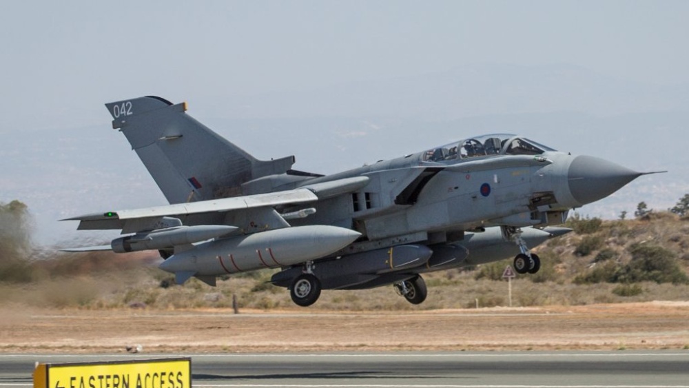 Řízené střely SCALP / Storm Shadow na letounu Panavia Tornado