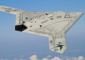 Americký stealth dron X-47B