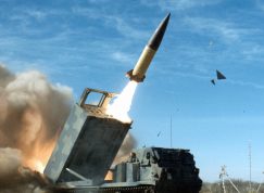 Odpálení rakety MGM-140 ATACMS