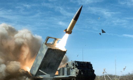Odpálení rakety MGM-140 ATACMS
