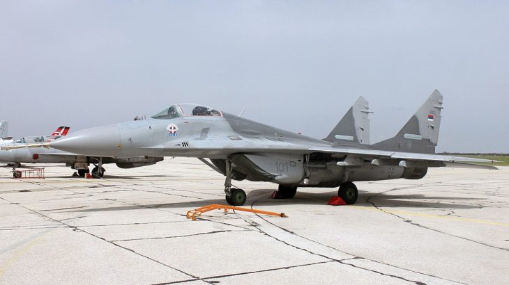 MiG-29 na letištní ploše