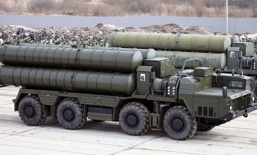 Odpalovací vozidla systému S-400