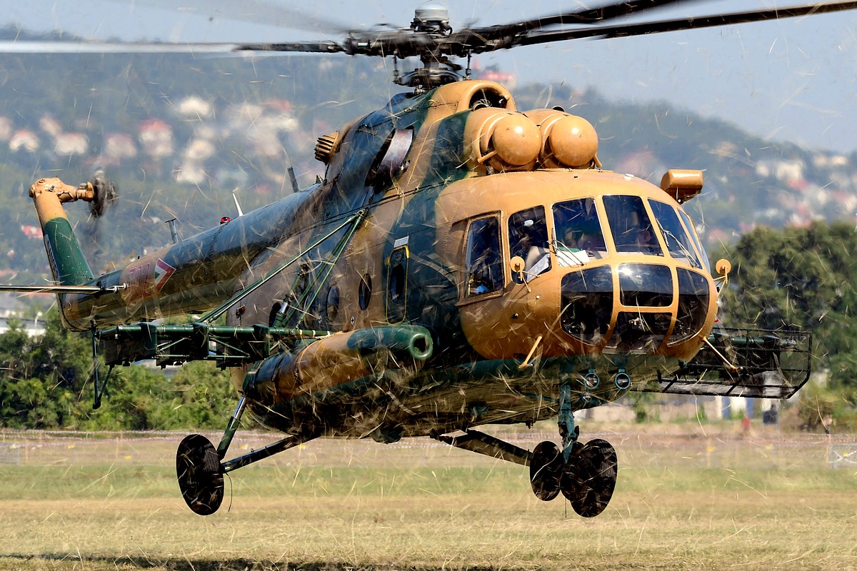Srážka 2 transportních vrtulníků je přinejmenším nešťastná, Mi-8 i Mi-17 jsou pro Ukrajinu velmi důležité a těžko nahraditelné