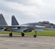 Ruský Su-35S na letištní ploše