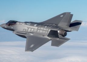 Izraelský F-35I Adir v letu