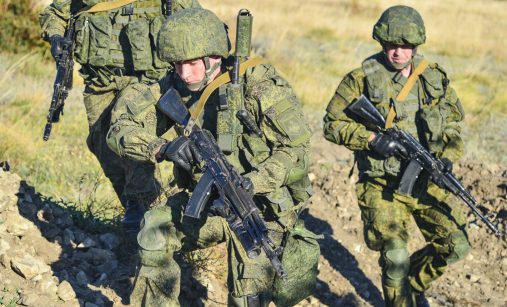 Ruští vojáci při výcviku