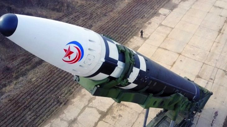 Severokorejská mezikontinentální balistická raketa