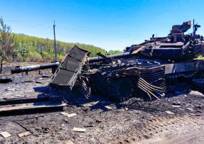 Zničený ruský tank T-90M