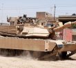 Tank M1 Abrams s reaktivním pancéřováním ARAT-1