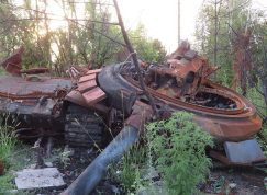 Tank T-72B3 s oddělenou věží