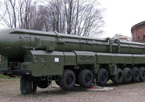 Raketa RT-2PM Topol v muzeu