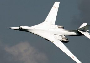 Bombardér Tu-160