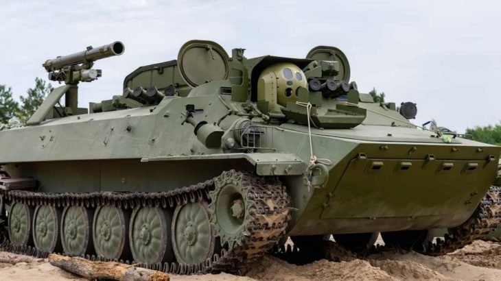 Ukrajinský stíhač tanků se systéme Šturm-SM