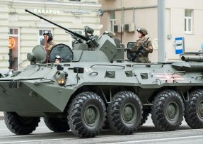 Transportér BTR-82