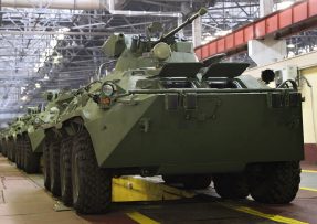 Výroba transportérů T-82A