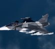 Jas-39E Gripen na obloze