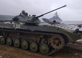 BMP-2 při výsadkové operaci