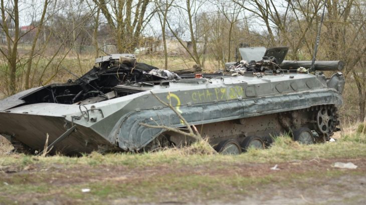 Zničené bojové vozidlo pěchoty BMP-1 či BMP-2