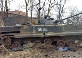 Zničené BMP-3
