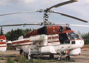 Kamov Ka-32 na letišti