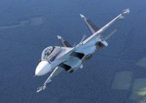 Su-30SM na obloze