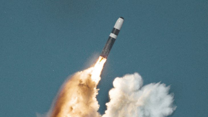 Odpálení rakety Trident II z americké ponorky