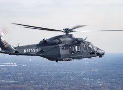 Vrtulník MH-139A Grey Wolf za letu