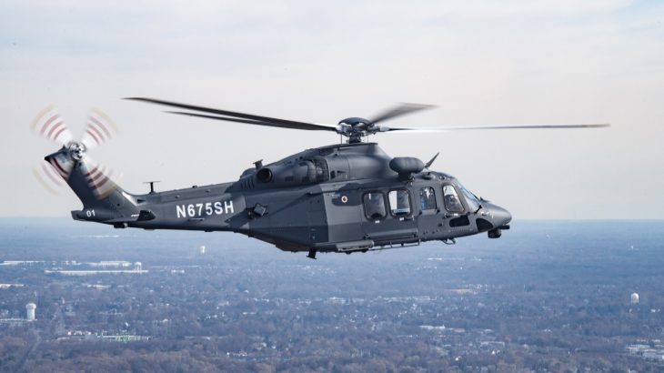 Vrtulník MH-139A Grey Wolf za letu