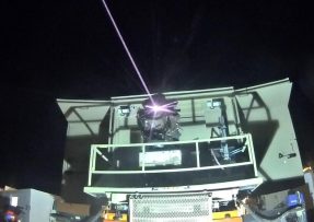 Laser systému IRON BEAM