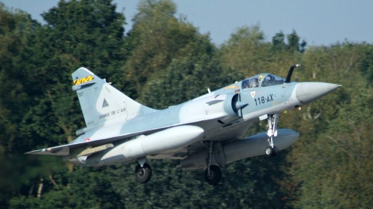 Mirage 2000-5F při vzletu