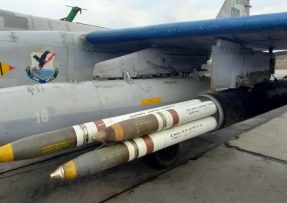 Rakety Zuni na ukrajinském Su-25