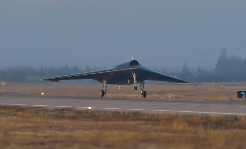 Turecký dron Anka-3 při startu