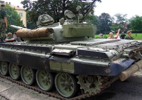 Jugoslávský tank M-84