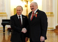 Alexander Lukašenko je blízký spojenec Vladimira Putina