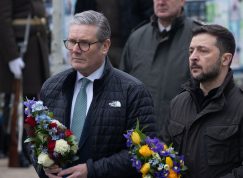 Ukrajinský prezident Volodymyr Zelenskyj a britský premiér Keir Starmer v Kyjevě